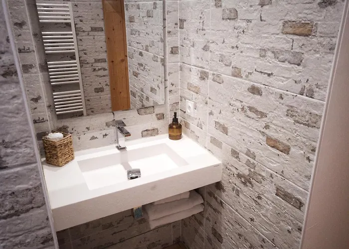 ベッド・アンド・ブレックファスト L'essentiel 4*