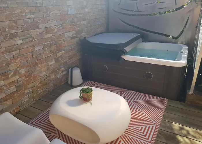 Bed & Breakfast L'essentiel 4*